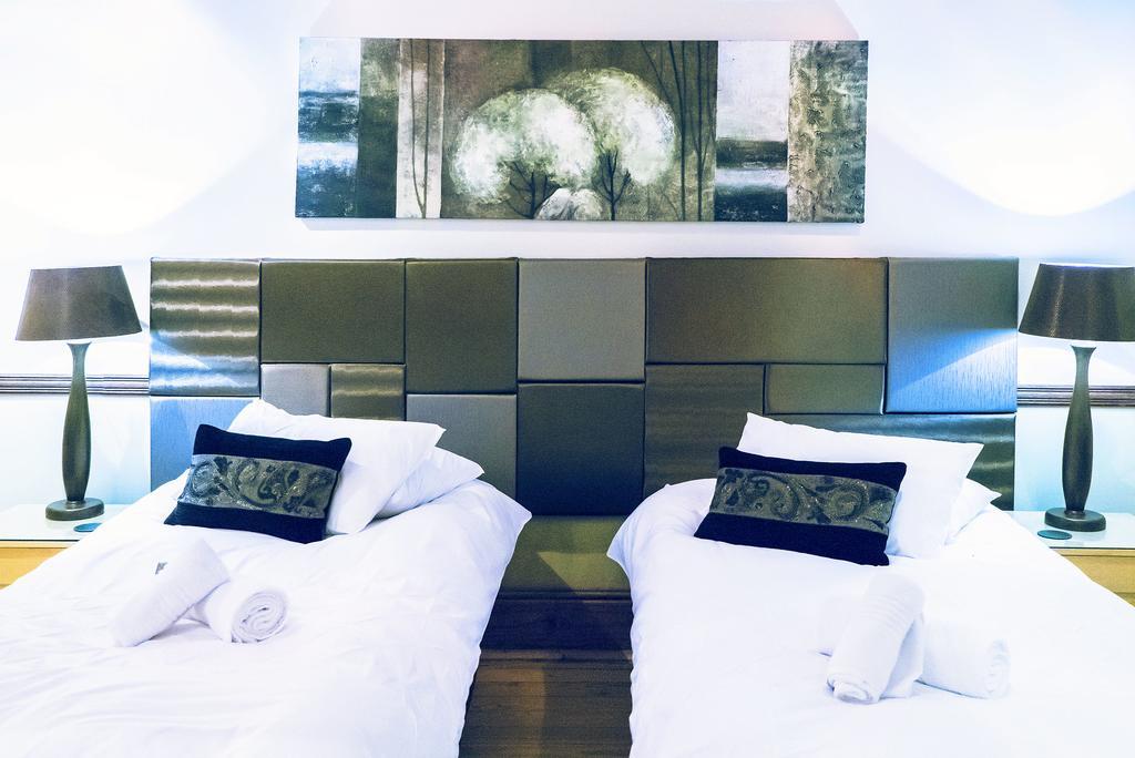 Wilton Manor Solar Energy 4*